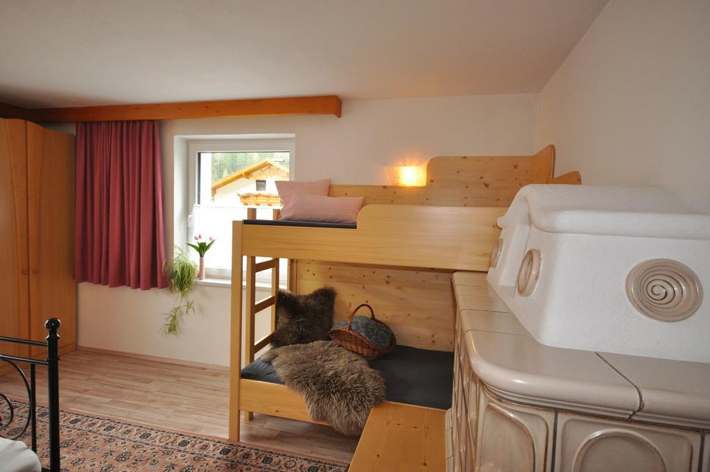 Appartamento Haus Alpenglueck Kaunertal Esterno foto