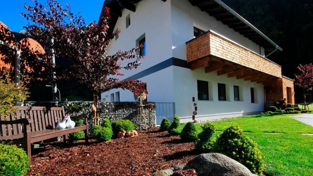 Appartamento Haus Alpenglueck Kaunertal Esterno foto