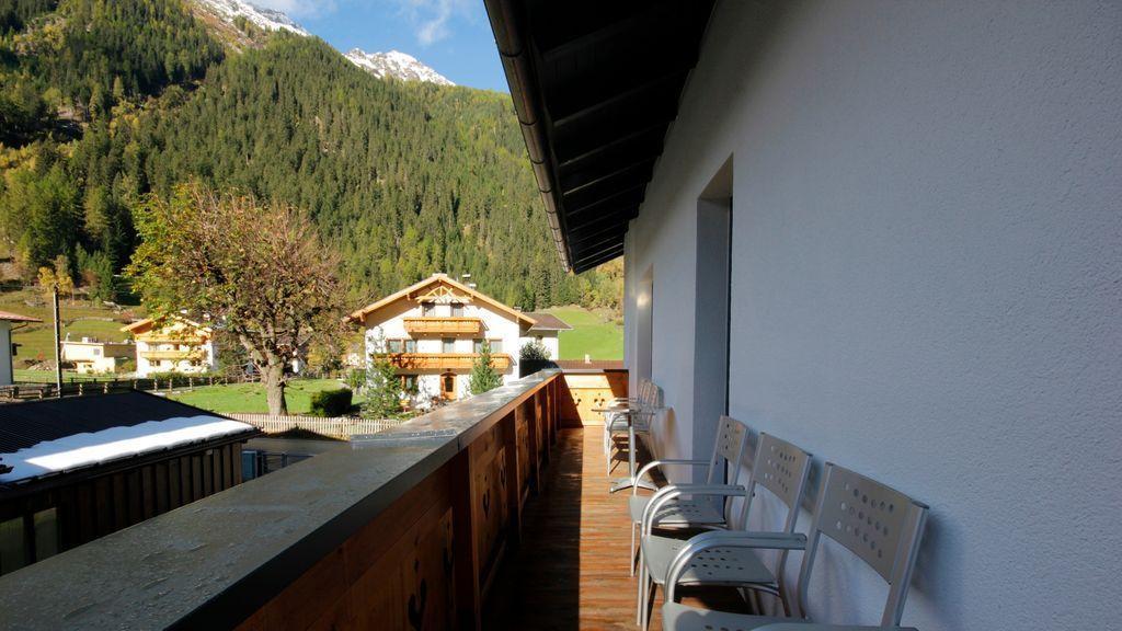 Appartamento Haus Alpenglueck Kaunertal Esterno foto