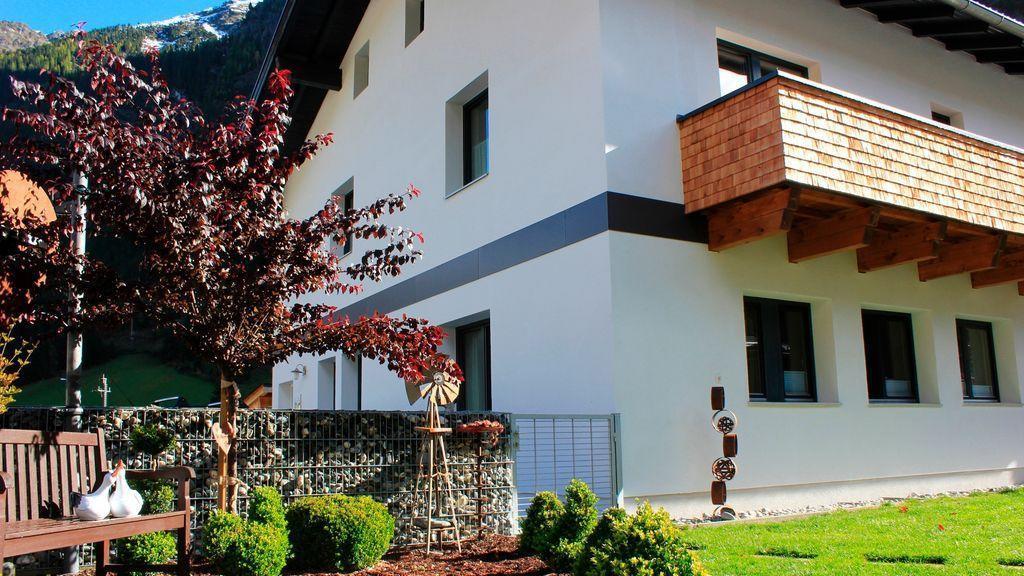 Appartamento Haus Alpenglueck Kaunertal Esterno foto
